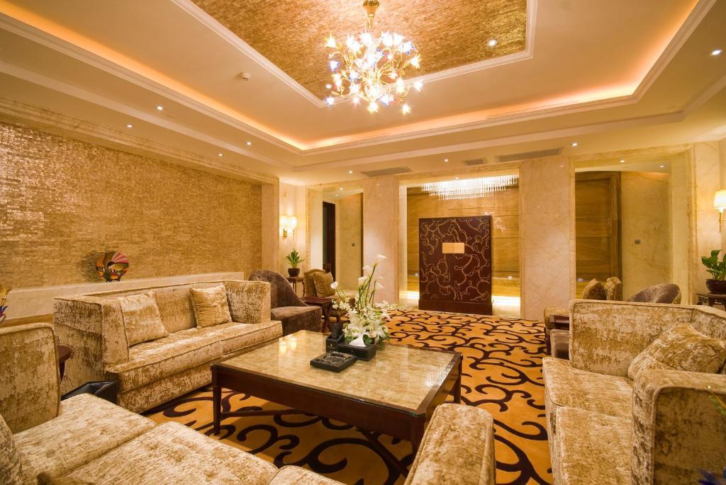 Hongshan Hotel Wuhan Buitenkant foto