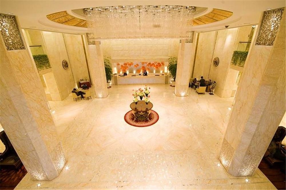 Hongshan Hotel Wuhan Buitenkant foto